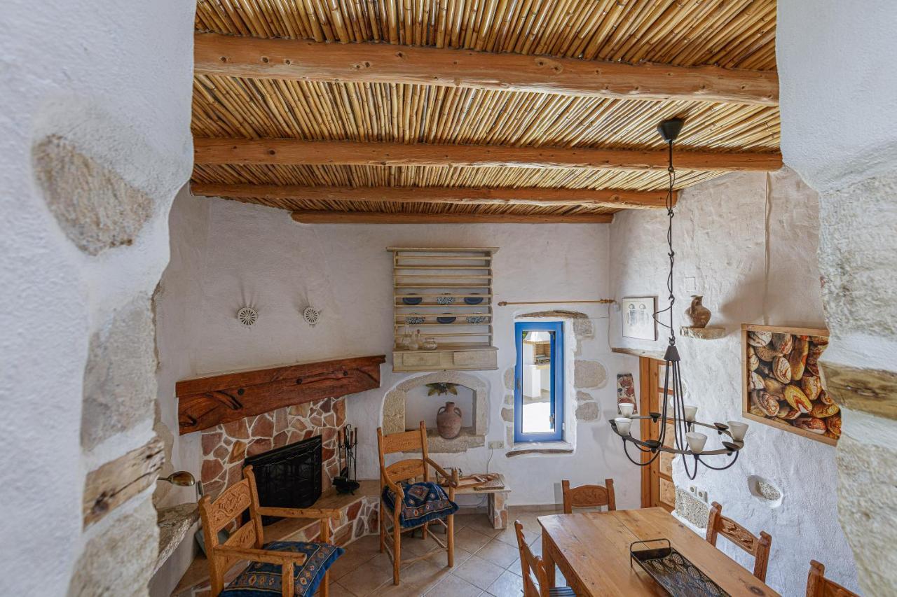 Anna'S Villa In Mesi Village Agia Triada Luaran gambar